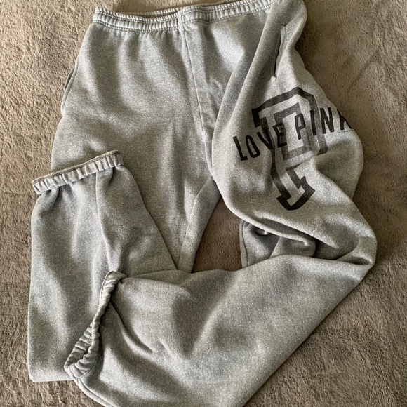PINK Victoria's Secret Pants - PINK Victoria Secret Lounge sweats. Size M.